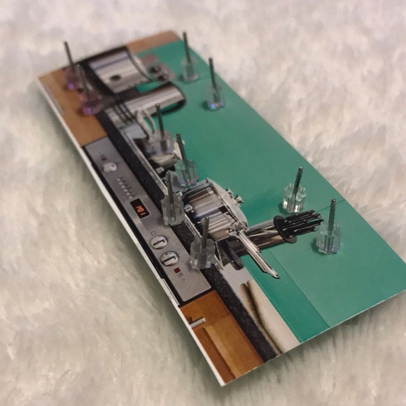 🌟H&M Rose Gold Diamond Earrings- Set of 5🌟 - Picture 3 of 3